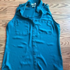 Express Sleeveless Portofino Shirt